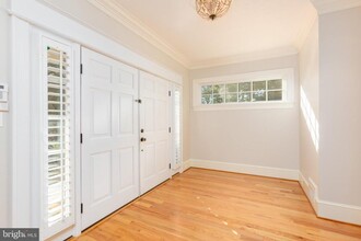 2608 36th Pl NW in Washington, DC - Building Photo - Building Photo
