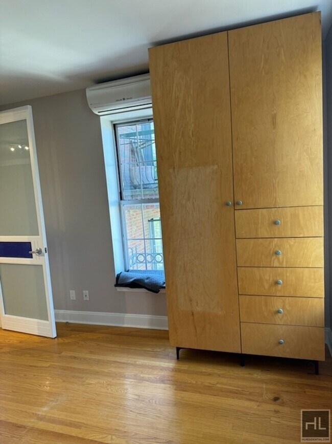 319 20th St-Unit -4R in Brooklyn, NY - Building Photo - Building Photo