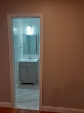 3311 Goldsboro Pl in Falls Church, VA - Foto de edificio - Building Photo