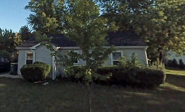 30 Hennings Ct in Antioch, IL - Building Photo