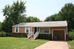 4676 N Boston Pl in Tulsa, OK - Building Photo