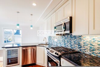 108 Maverick St in Boston, MA - Building Photo - Building Photo