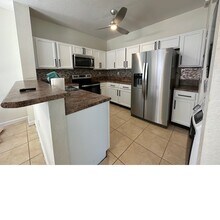 9153 SW 227th St in Cutler Bay, FL - Building Photo - Building Photo