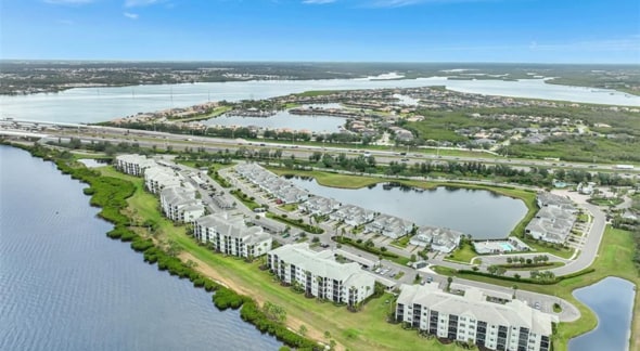 property at 1010 Tidewater Shores Loop