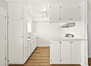 612 San Pascual Ave in Los Angeles, CA - Building Photo - Building Photo