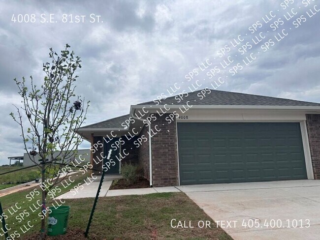 property at 4008 SE 81st St