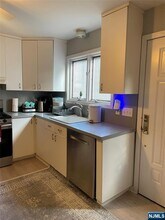 197 Franklin St in Elmwood Park, NJ - Building Photo - Building Photo
