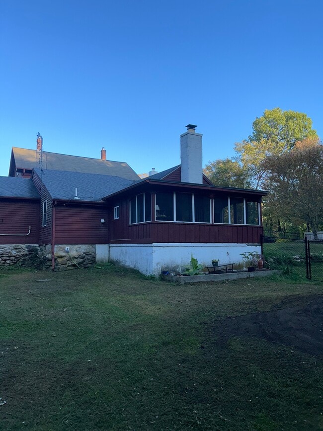 31 Walling Rd, Unit 31 in Burrillville, RI - Building Photo - Building Photo