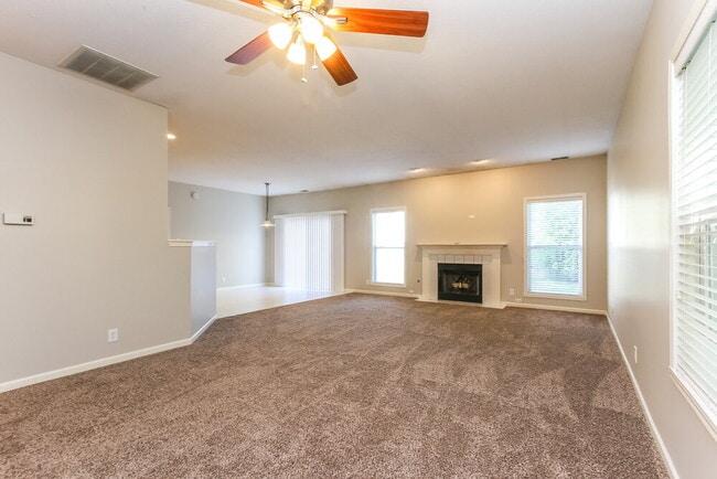 8201 Briarhill Lane in Indianapolis, IN - Building Photo - Building Photo
