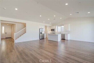 7011 Kristina Ct in Lancaster, CA - Building Photo - Building Photo