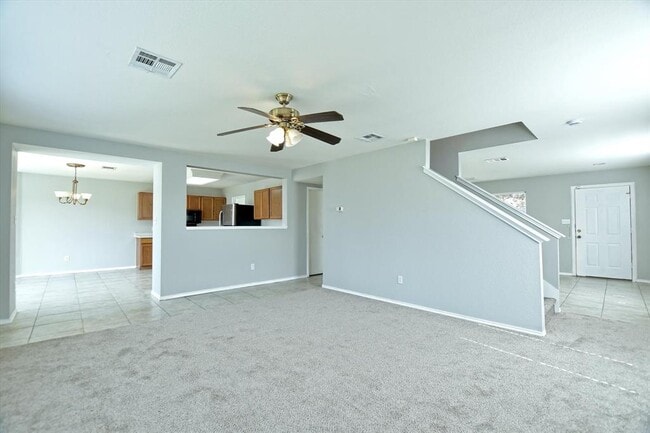 102 Blanco Woods Blvd in Elgin, TX - Building Photo - Building Photo