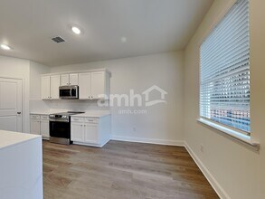 1498 Aquamarine Dr in Loganville, GA - Building Photo - Building Photo