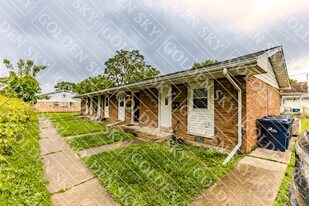 2404 State St in New Castle, IN - Building Photo