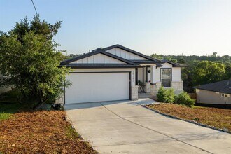 20203 Lincoln Cove in Leander, TX - Building Photo - Building Photo