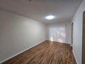 3689 E Olive Rd in Pensacola, FL - Foto de edificio - Building Photo