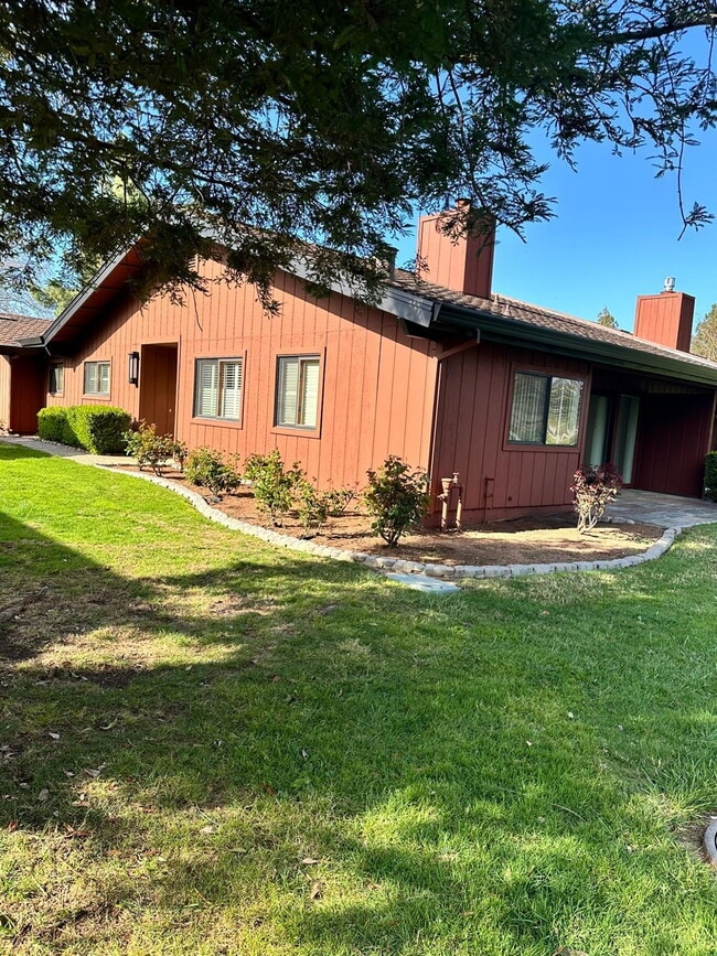 property at 44771 Garden Ct