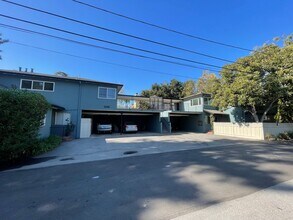 1249 Hoover St in Menlo Park, CA - Building Photo - Building Photo