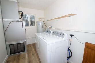 13949 Compton Rd in Dixon, MO - Building Photo - Building Photo