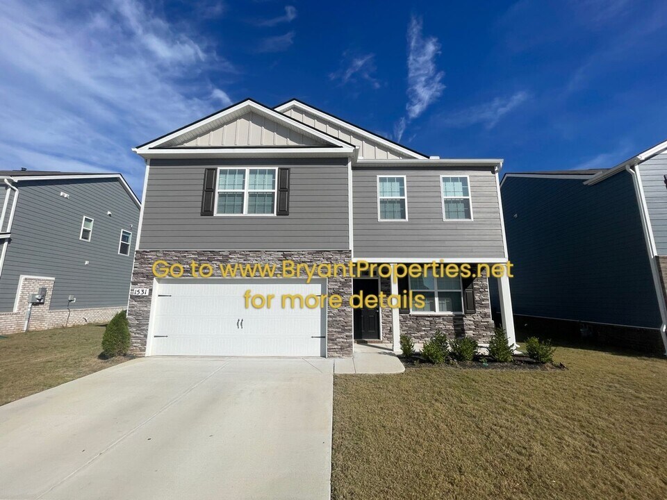 1531 Rosewood Dr in White House, TN - Building Photo