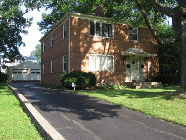 property at 575 Eastmoor Blvd