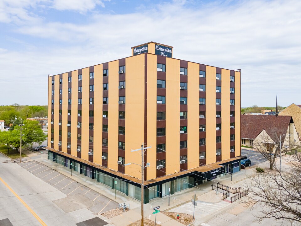 Village at Old Town in Topeka, KS - Building Photo