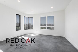 3450 W 43rd St in Los Angeles, CA - Building Photo - Building Photo