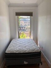 918 Beacon St, Unit 2 in Boston, MA - Foto de edificio - Building Photo