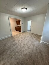 1337 15th Street a, Unit Downstairs in Moline, IL - Building Photo - Building Photo