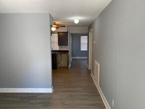 2613 Drake Dr in Orlando, FL - Building Photo - Building Photo