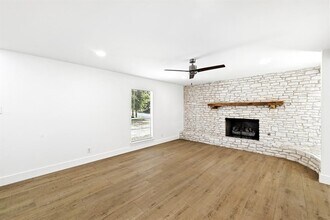 6202 Laurel Valley Dr in Austin, TX - Building Photo - Building Photo