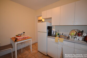 12 Barrows St, Unit 3A in Boston, MA - Building Photo - Building Photo