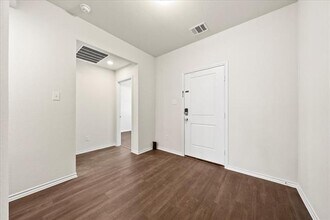 3609 Cody Ln in Denton, TX - Building Photo - Building Photo