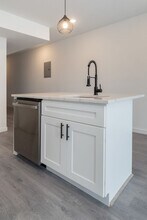 6604 Lansdowne Ave in Philadelphia, PA - Building Photo - Building Photo