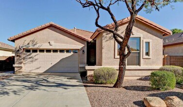 17050 W Manchester Dr in Surprise, AZ - Building Photo - Building Photo