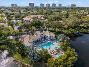 24370 Sandpiper Isle Way in Bonita Springs, FL - Building Photo - Building Photo