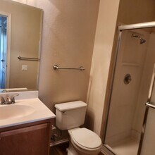 12063 Alta Carmel Ct in San Diego, CA - Building Photo - Building Photo