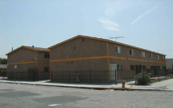 7406 S Broadway in Los Angeles, CA - Building Photo - Building Photo