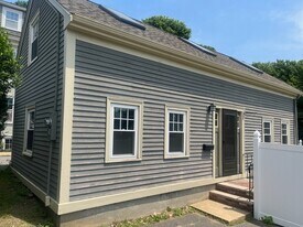 13 Lovett St in Beverly, MA - Building Photo