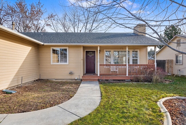 2074 N Siesta Ave in Boise, ID - Building Photo - Building Photo