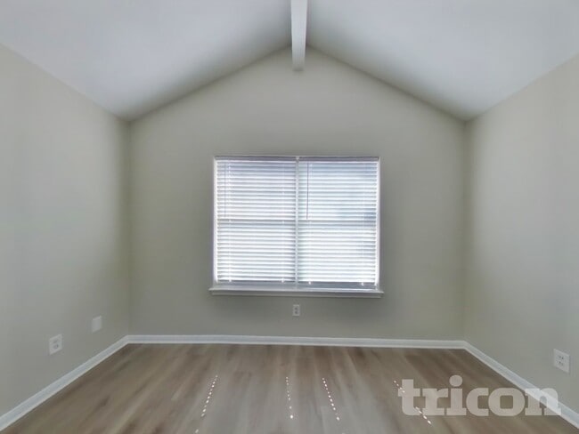 16295 Hidden Deer Ln in Conroe, TX - Foto de edificio - Building Photo