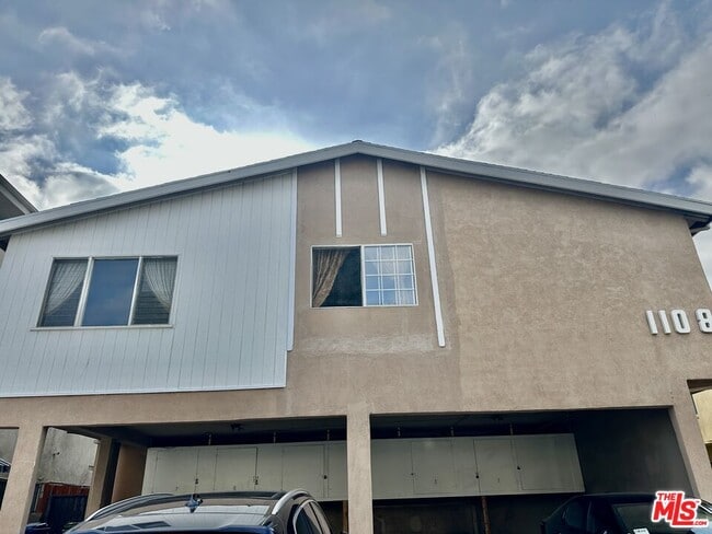property at 1108 S Sherbourne Dr