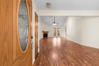 10 Cricket Hollow Pl in Spring, TX - Building Photo - Building Photo
