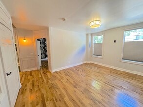 521 W 37th St in Savannah, GA - Building Photo - Building Photo