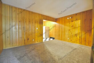 10 Riverview St, Unit #6 in North Aurora, IL - Building Photo - Building Photo