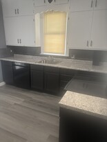 805 N 5th St, Unit 805 N 5th St in Mankato, MN - Building Photo