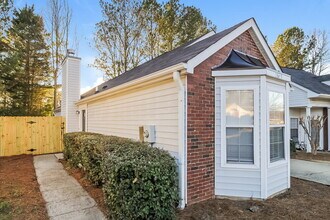 2649 Laurel Ln NW in Kennesaw, GA - Building Photo - Building Photo