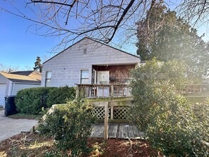 2144 NW 36th St in Oklahoma City, OK - Building Photo - Building Photo