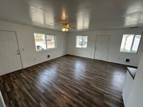 5332 Amberview Ln in Klamath Falls, OR - Building Photo - Building Photo
