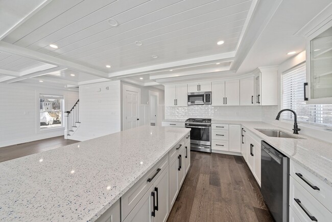 18 Bayswater Rd in Quincy, MA - Building Photo - Building Photo