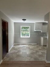 4206 S Jasmin Ct in Winston-Salem, NC - Building Photo - Building Photo